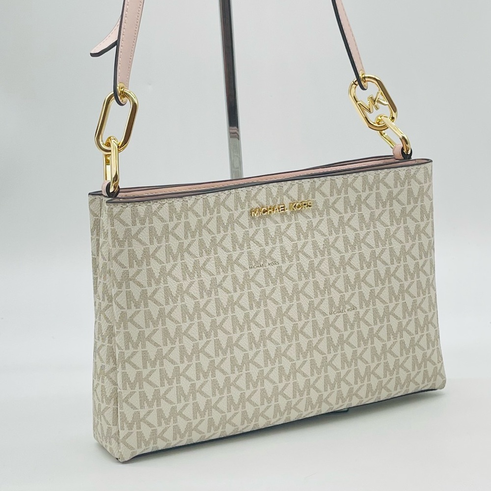 Michael Kors Trisha Medium Triple Compartment Crossbody Bag